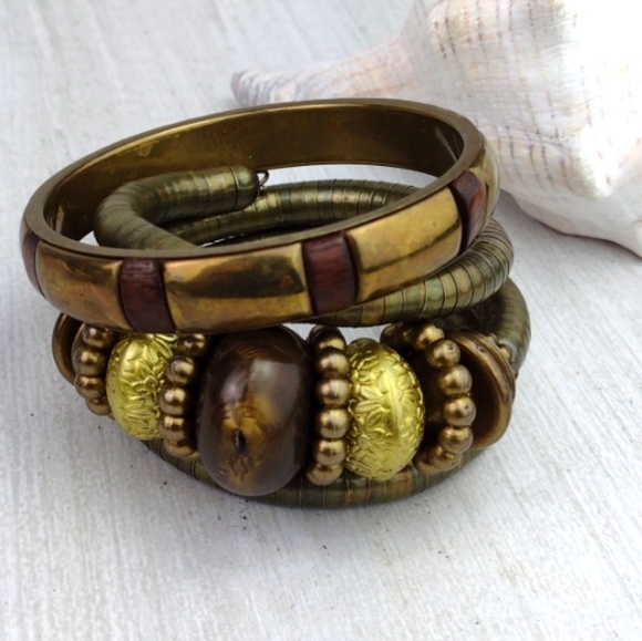 Brassy Boho Wood & Gold Tone-Bead Smooth Puka-Style Spiral Bangle Bracelet Combo - Picture 6 of 12